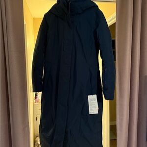 Lululemon Snow Warrior Long Parka Navy 8 NWT